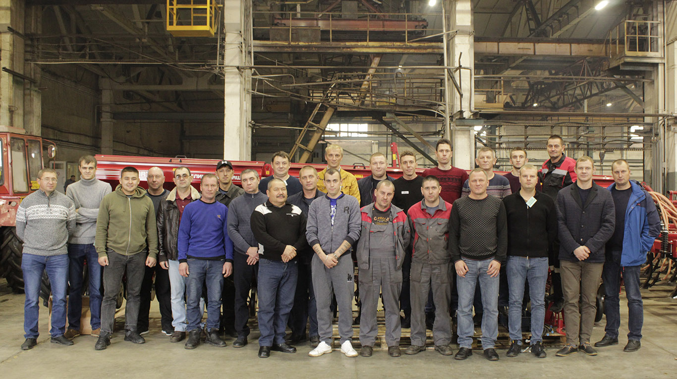Семинар сервисных инженеров прошел на базе предприятия АО «Белинсксельмаш» с 5 по 8 ноября.