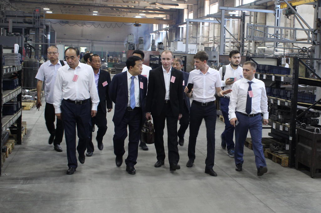 19 июля делегация китайского города Юйлинь посетила АО «Белинсксельмаш» 